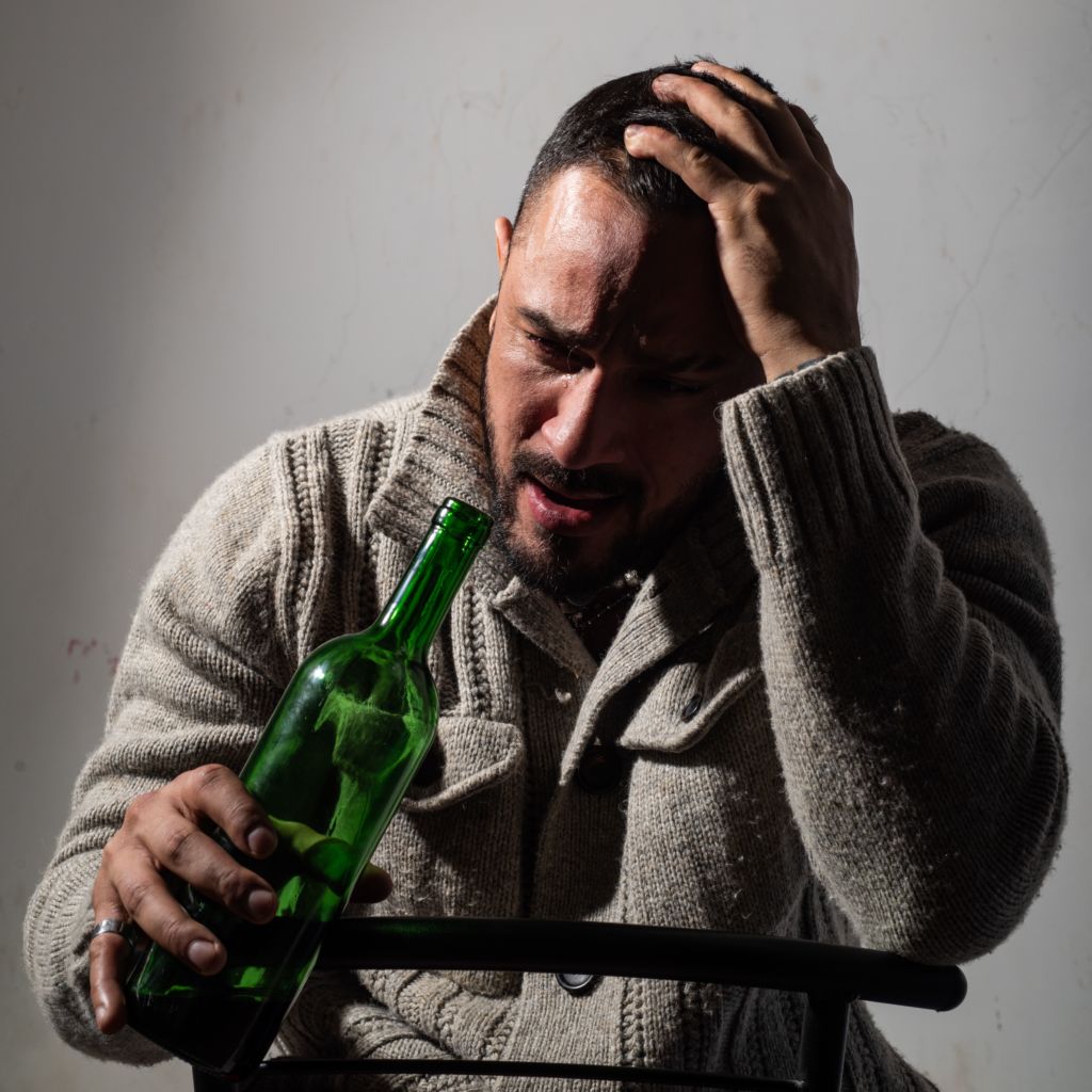 Три стадии алкогольной зависимости