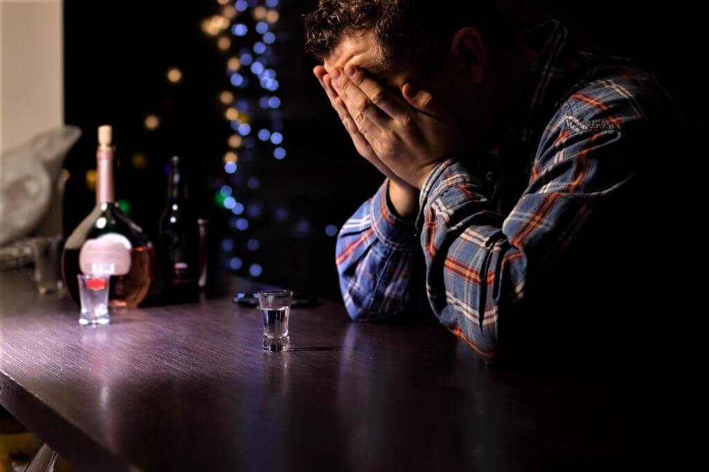 Алкогольный абстинентный синдром - проявление